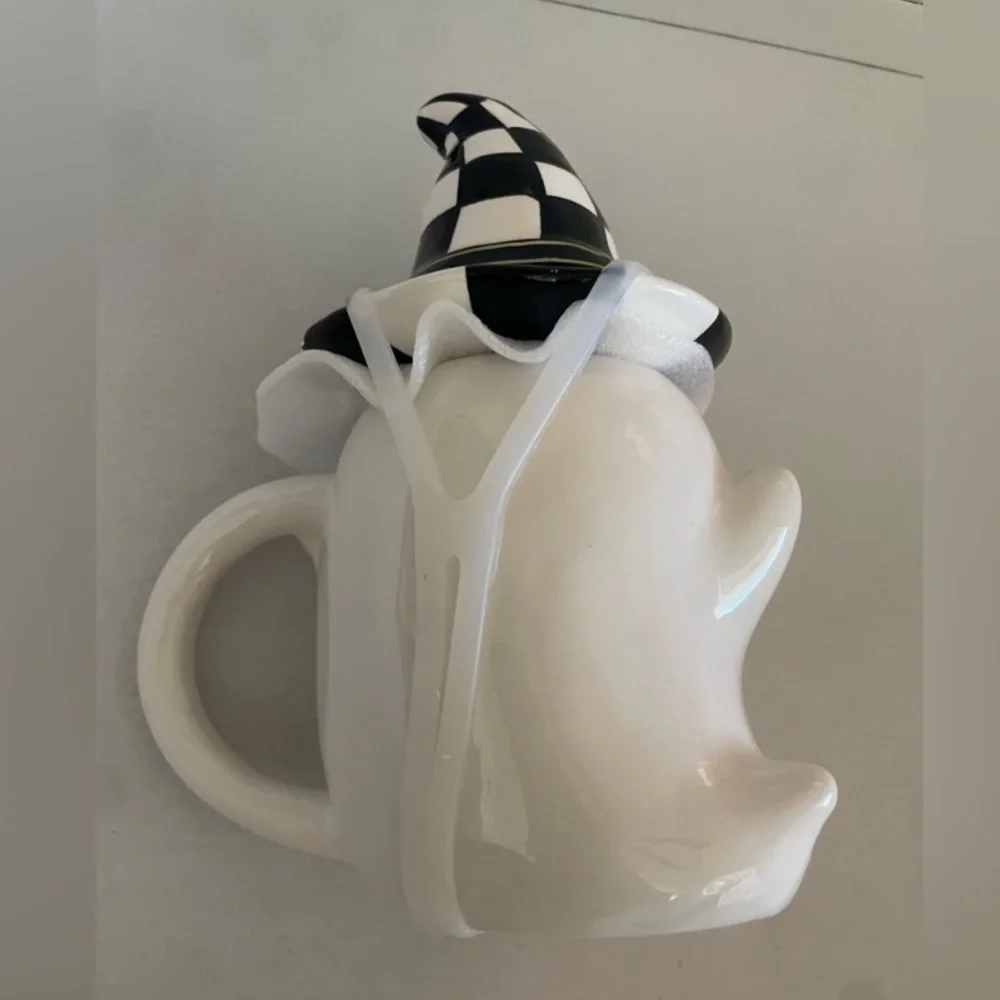Halloween ghost and witch hat lid coffee tea cup black and white checker pattern
